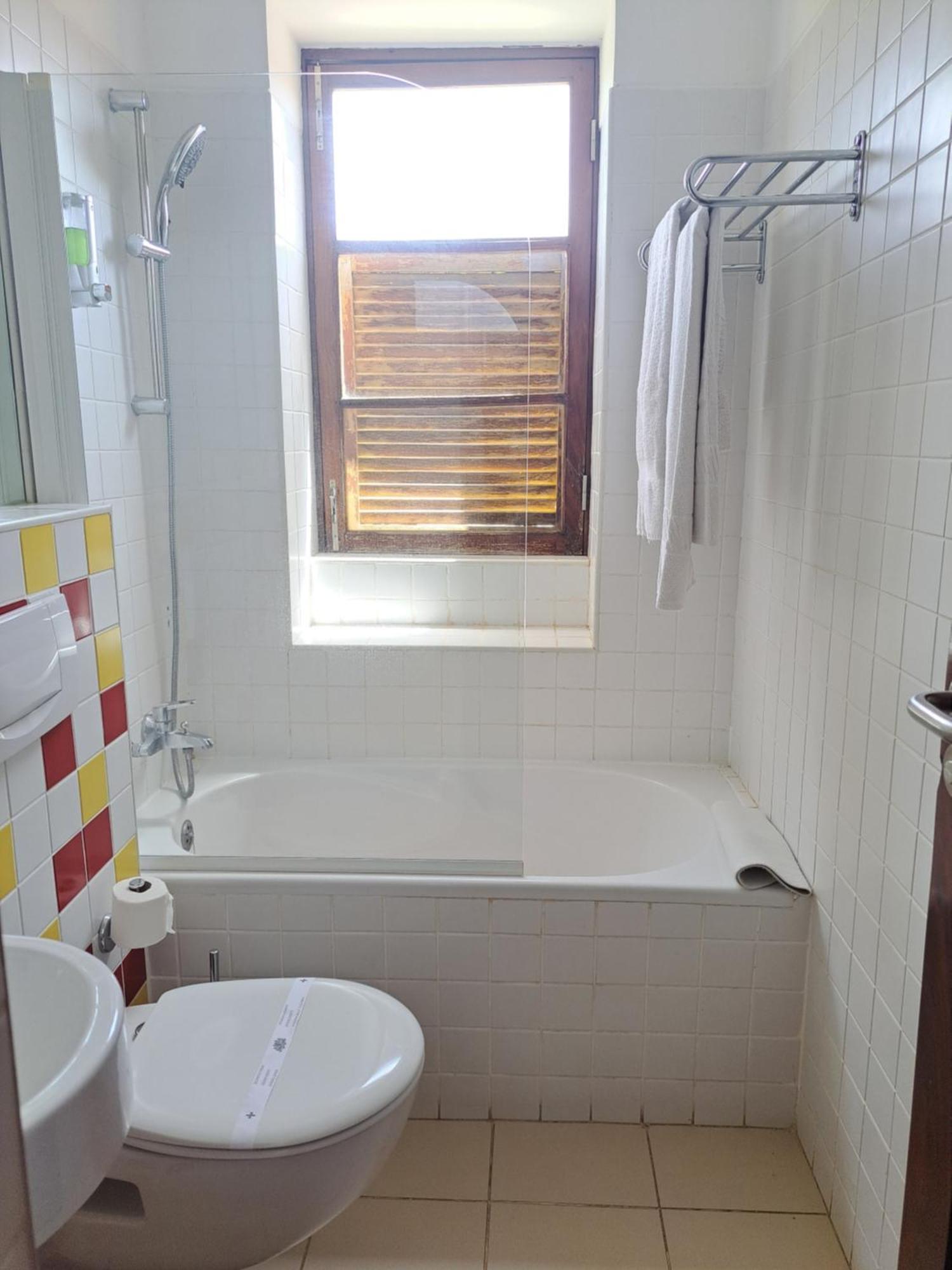 Bamboo Xaguate Hotel Сао Филипе Екстериор снимка