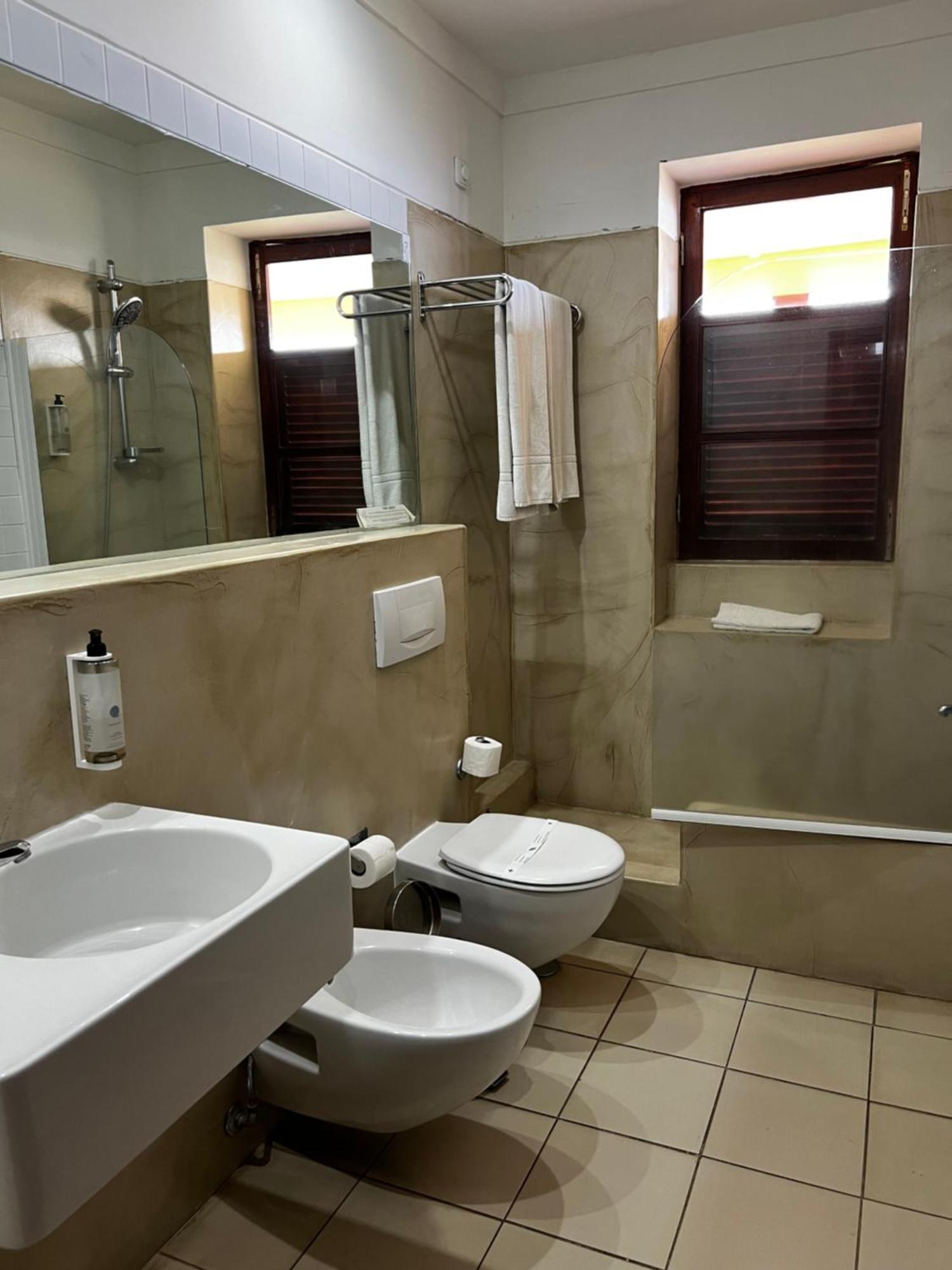Bamboo Xaguate Hotel Сао Филипе Екстериор снимка