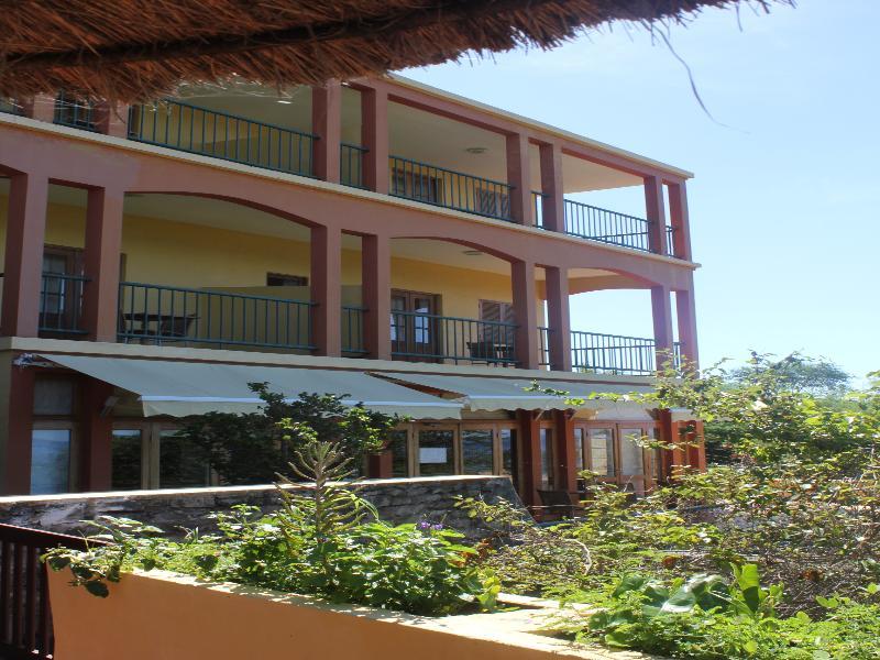 Bamboo Xaguate Hotel Сао Филипе Екстериор снимка